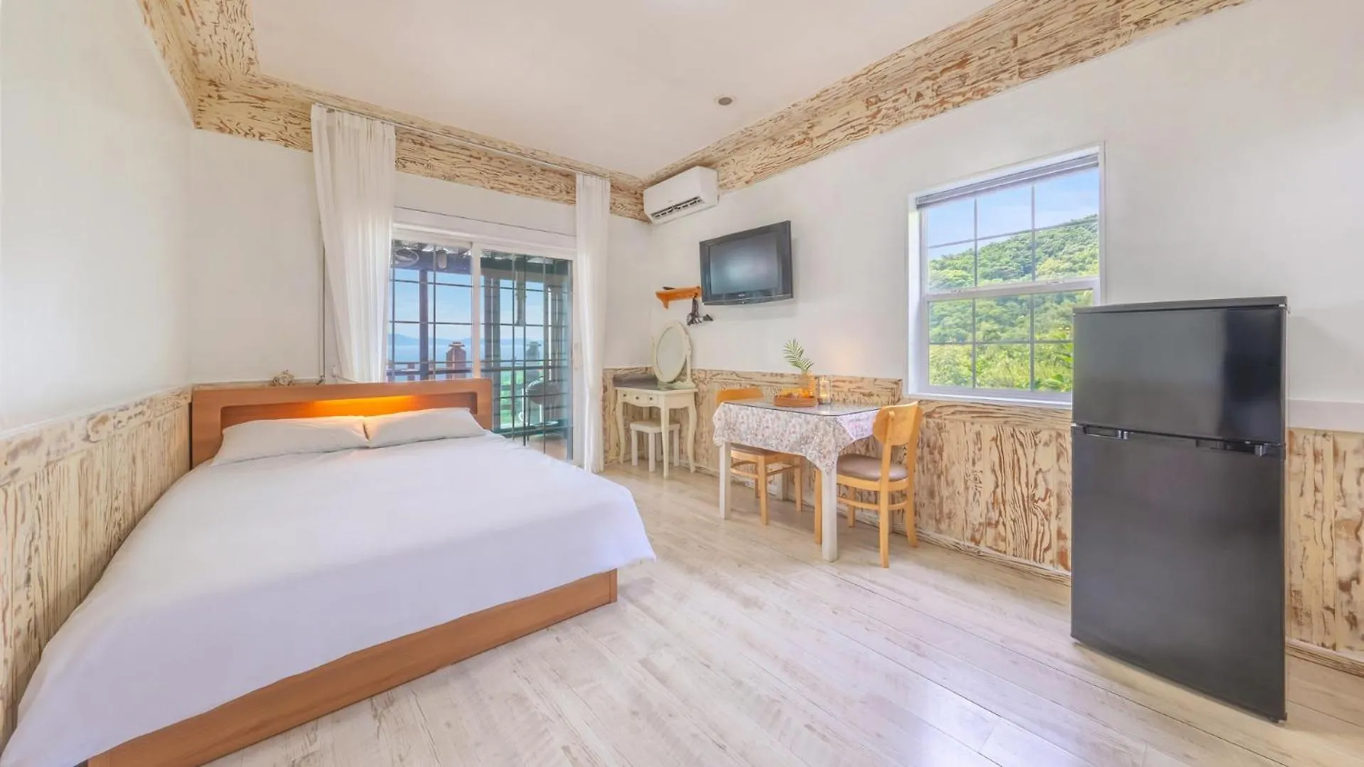 別荘 Ganghwado Gureumwi Sanchaek Pension インチョン広域市