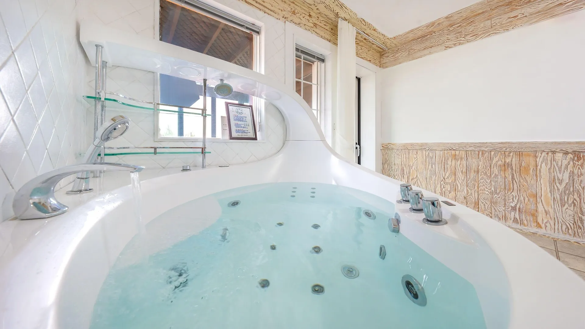 Ganghwado Gureumwi Sanchaek Pension インチョン広域市 0*,